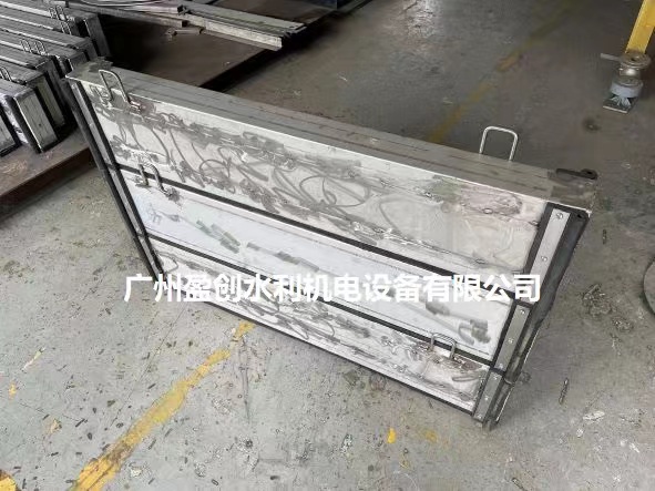 叠梁闸门